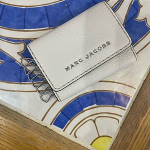 Marc jacobs white leather key fob